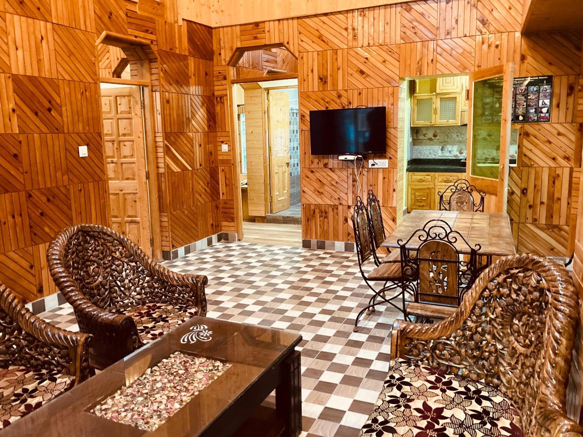 Woods Villa Cottages Manali - 1,2,3,4 Cottages & Villas Available In Manali With Scenic Mountain View מראה חיצוני תמונה