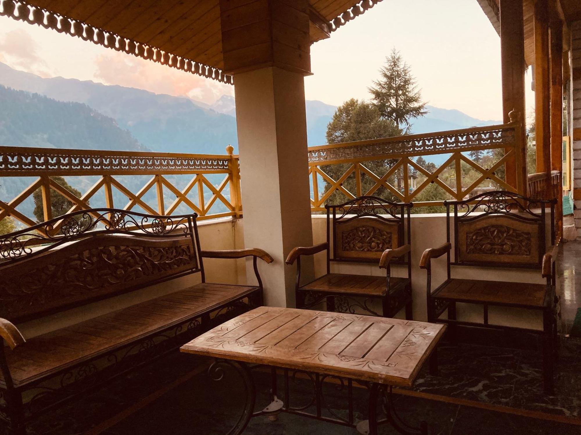 Woods Villa Cottages Manali - 1,2,3,4 Cottages & Villas Available In Manali With Scenic Mountain View מראה חיצוני תמונה