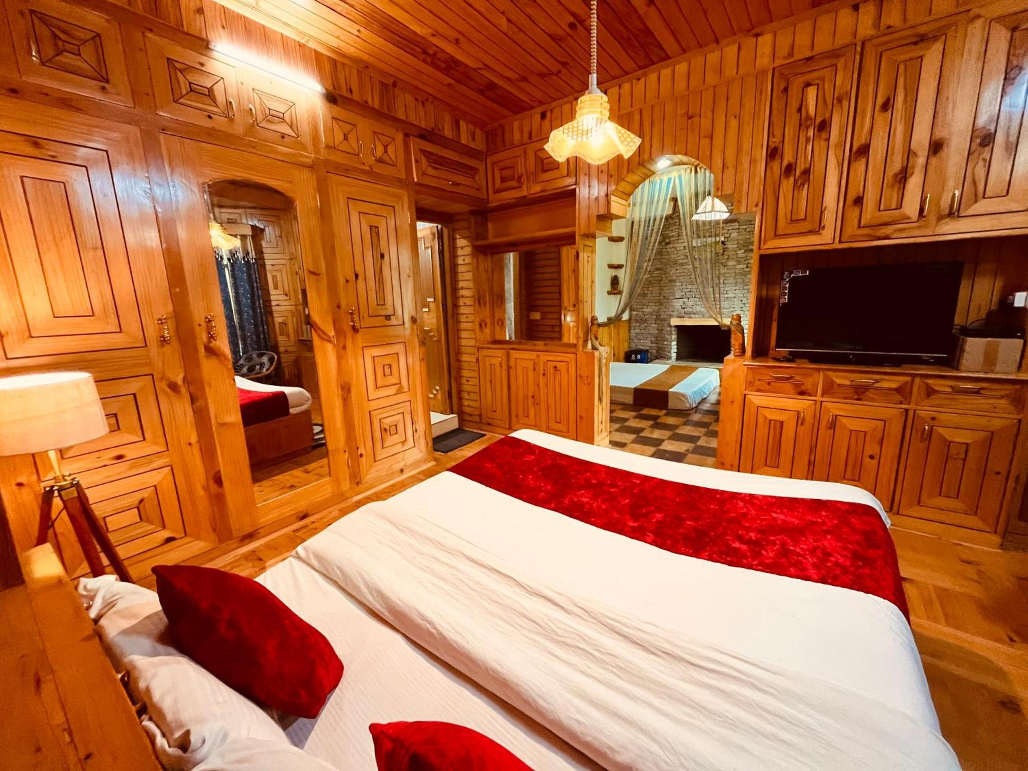 Woods Villa Cottages Manali - 1,2,3,4 Cottages & Villas Available In Manali With Scenic Mountain View מראה חיצוני תמונה