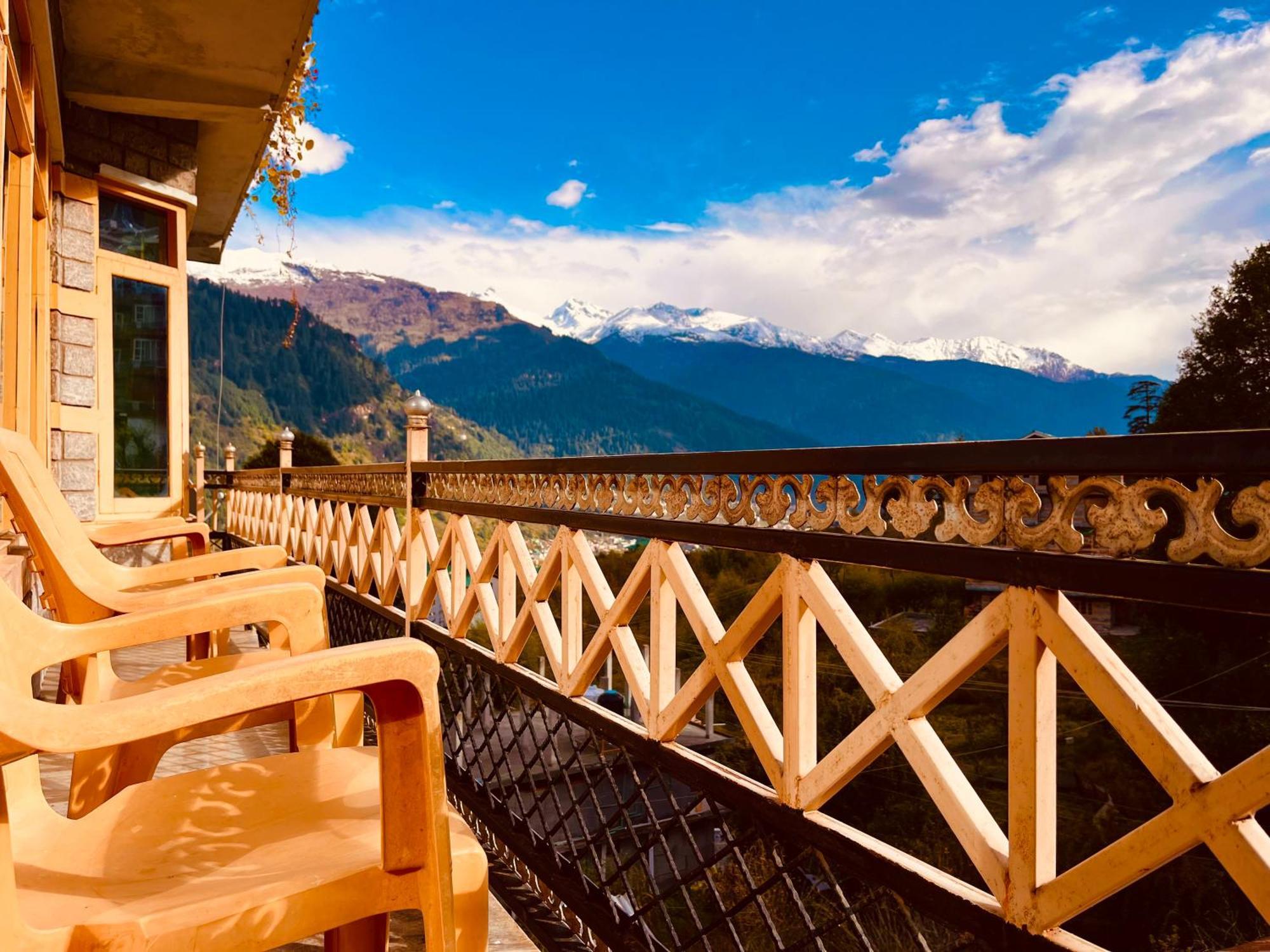 Woods Villa Cottages Manali - 1,2,3,4 Cottages & Villas Available In Manali With Scenic Mountain View מראה חיצוני תמונה