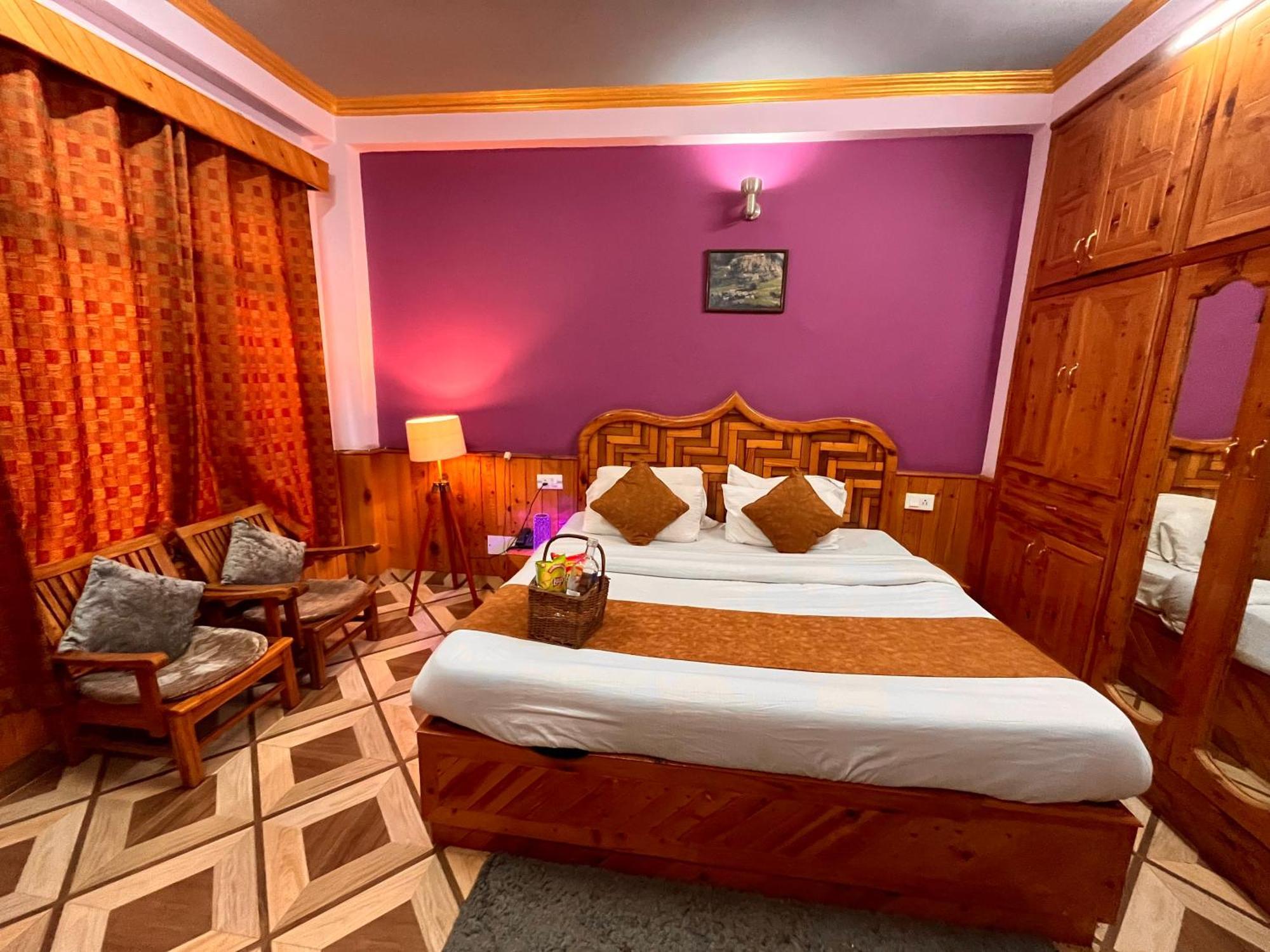 Woods Villa Cottages Manali - 1,2,3,4 Cottages & Villas Available In Manali With Scenic Mountain View מראה חיצוני תמונה