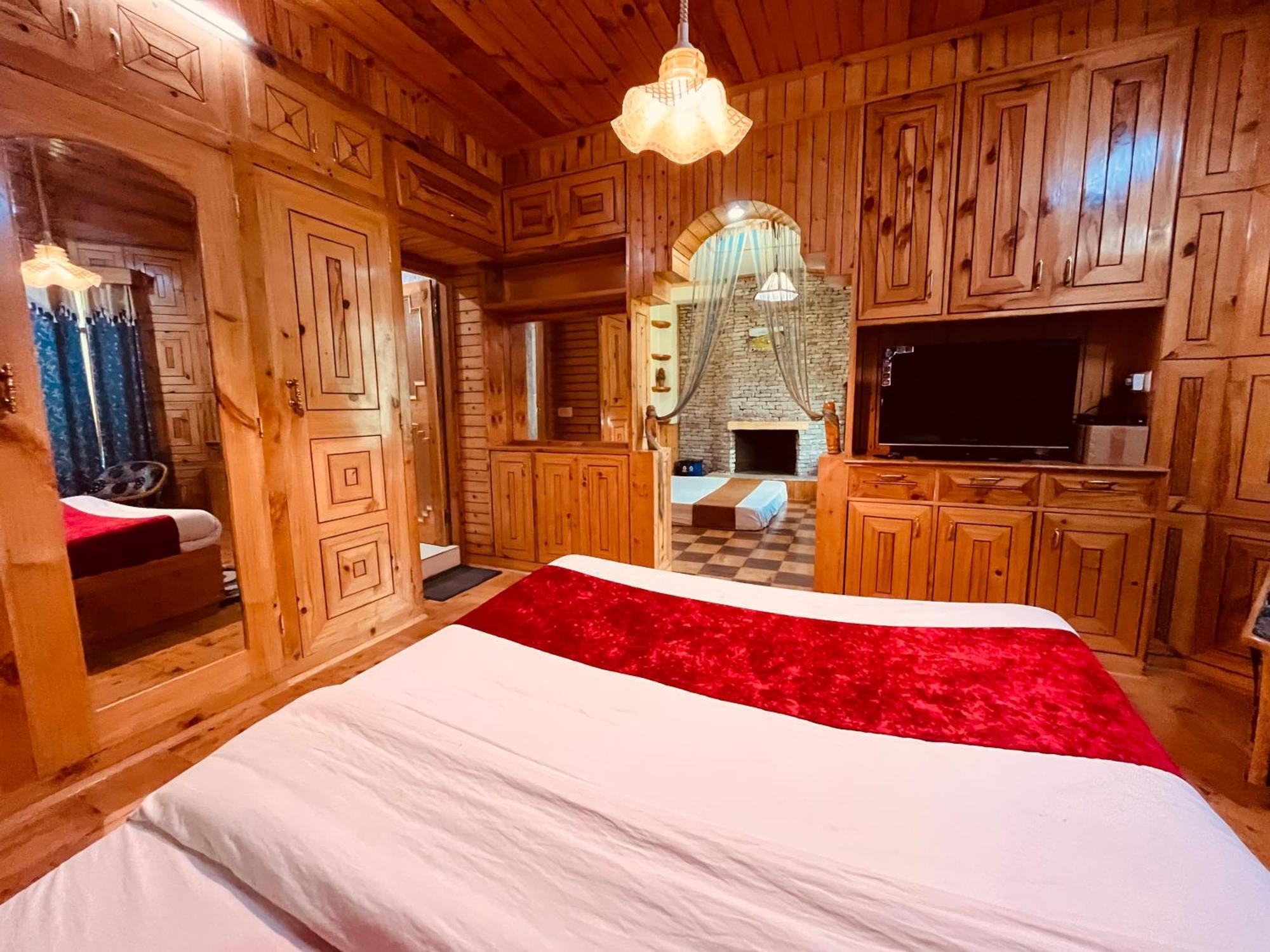 Woods Villa Cottages Manali - 1,2,3,4 Cottages & Villas Available In Manali With Scenic Mountain View מראה חיצוני תמונה